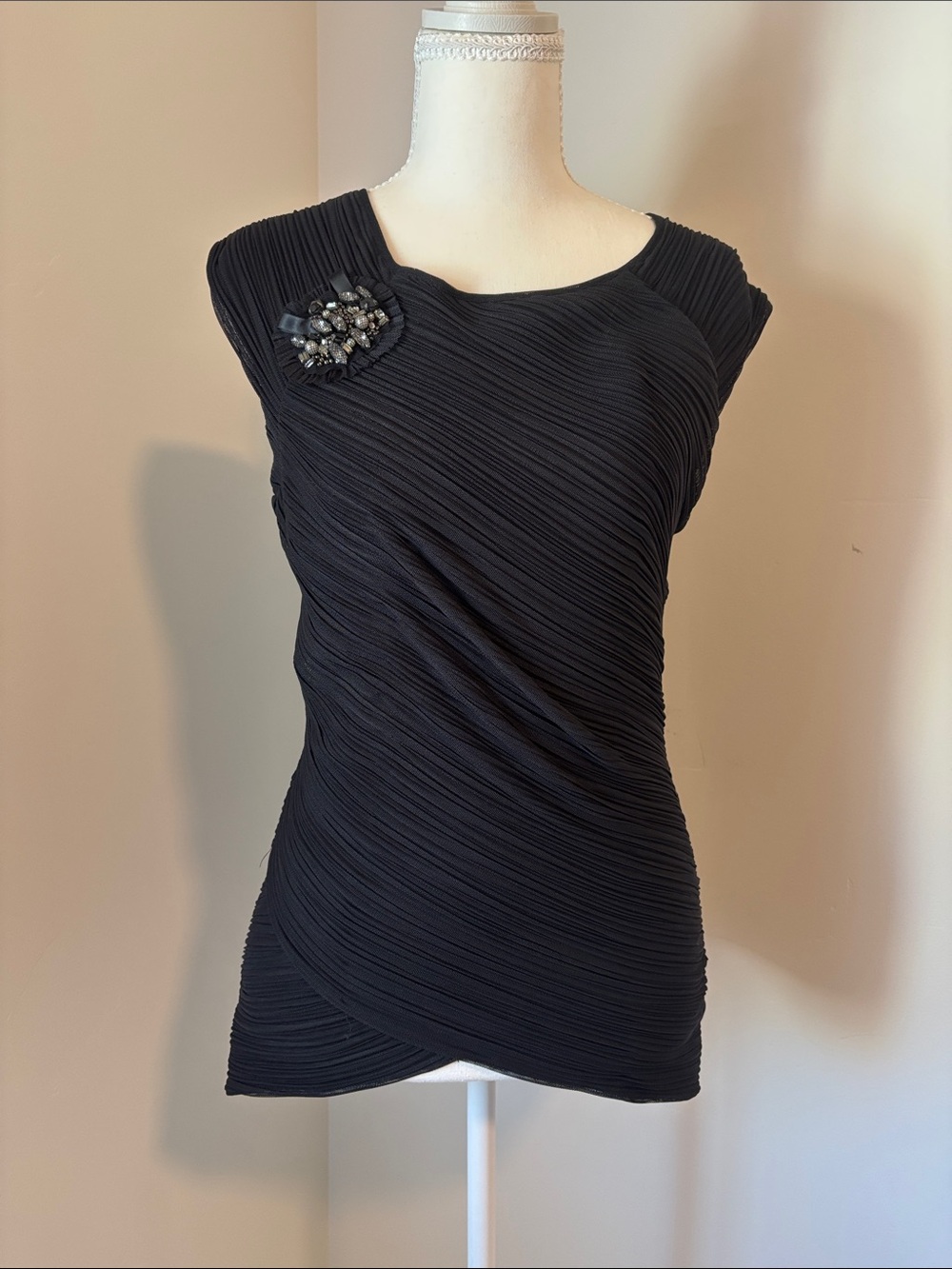 BCBGMaxAzria Black Pleated Cap-Sleeve Top with Embellished Brooch